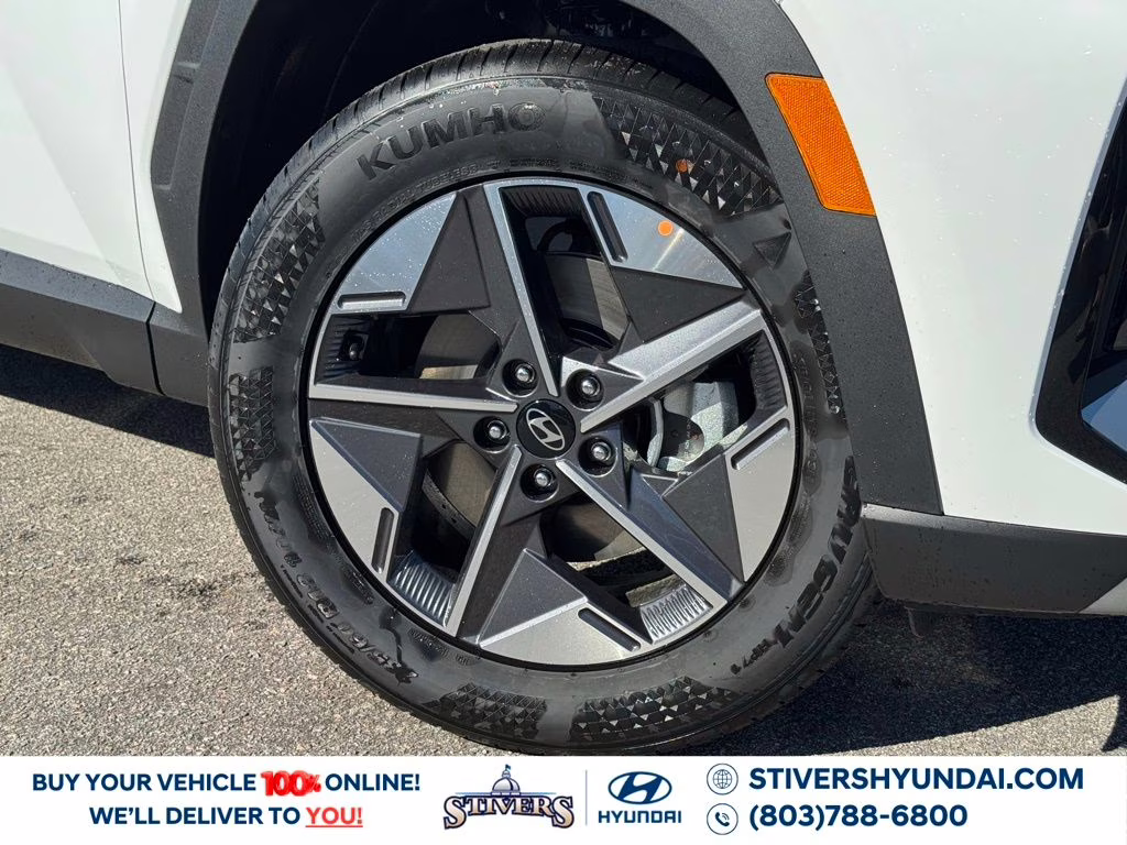 2026 White Pearl Hyundai Tucson SEL FWD SUV