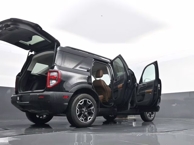2025 Shadow Black Ford Bronco Sport Outer Banks 4X4 SUV
