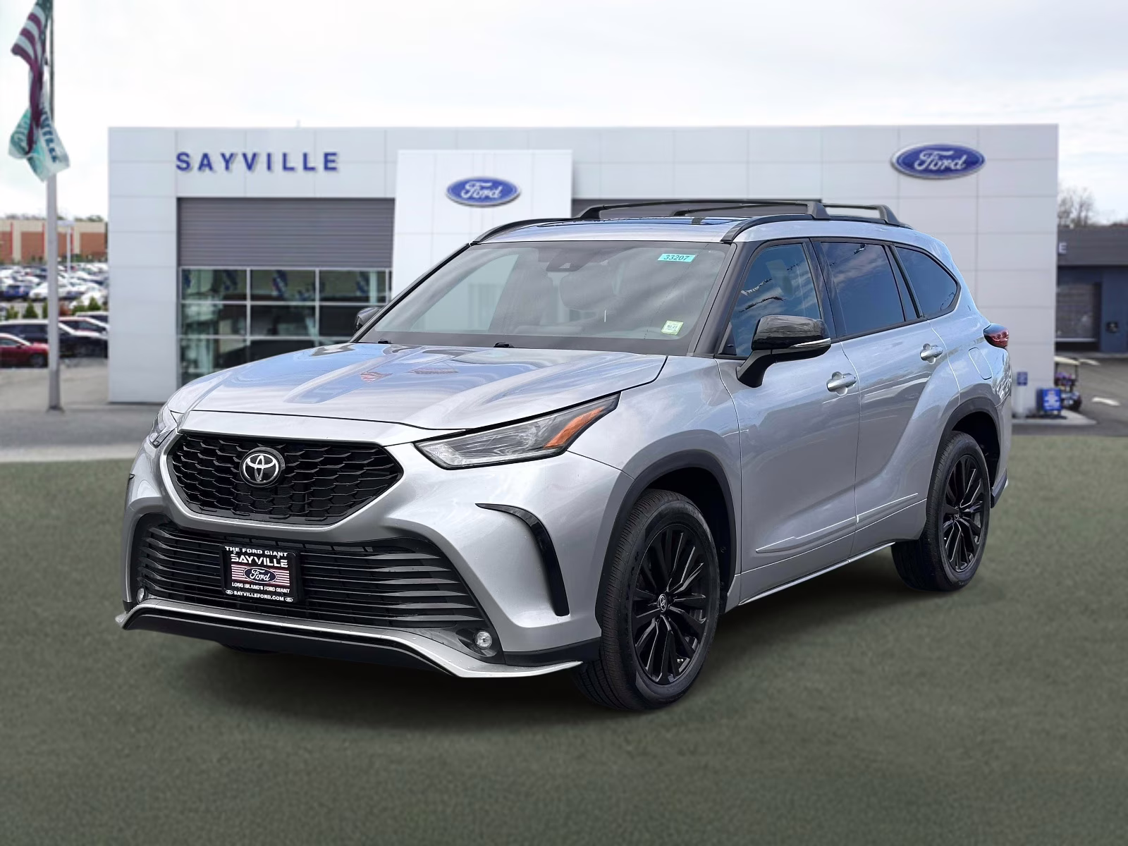 2023 Celestial Silver Metallic Toyota Highlander XSE AWD (Natl) AWD SUV