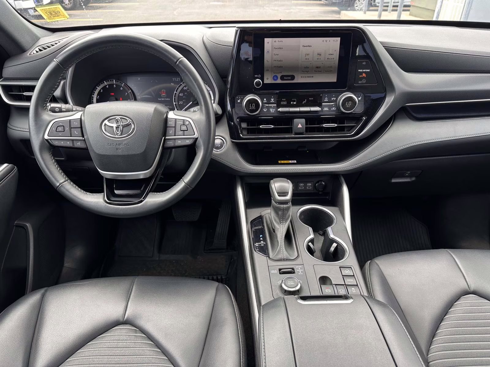 2023 Celestial Silver Metallic Toyota Highlander XSE AWD (Natl) AWD SUV