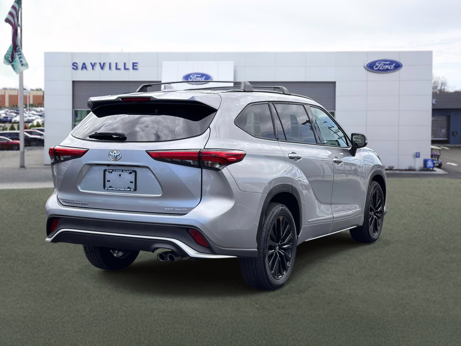 2023 Celestial Silver Metallic Toyota Highlander XSE AWD (Natl) AWD SUV
