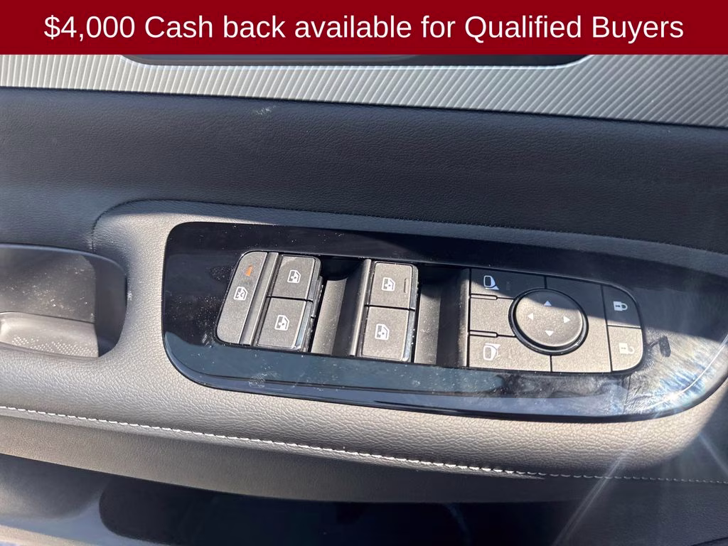 2026 Everest White Pearl Tricoat Nissan Murano SL AWD SUV