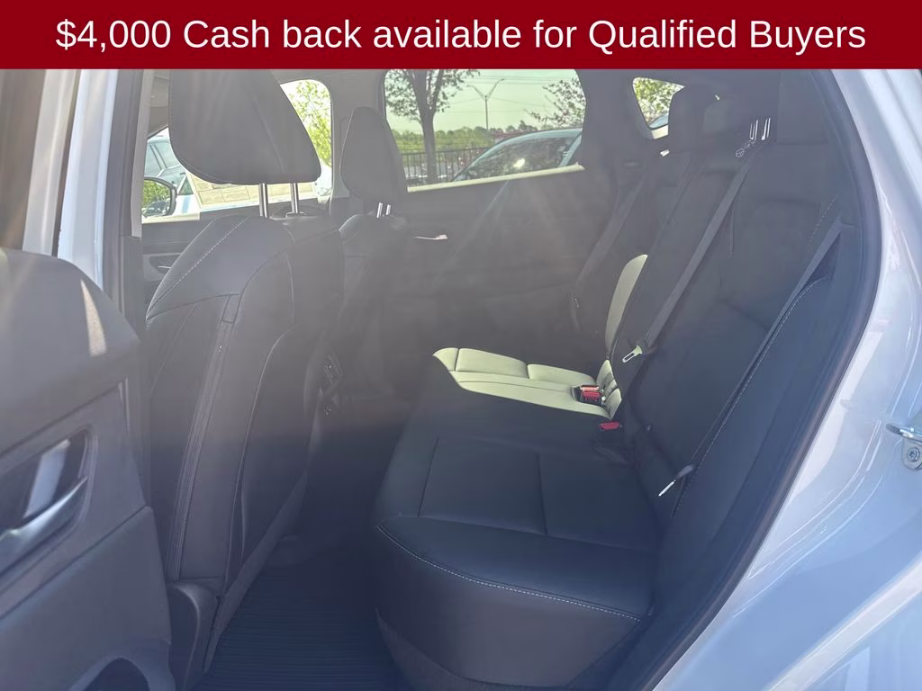 2026 Everest White Pearl Tricoat Nissan Murano SL AWD SUV