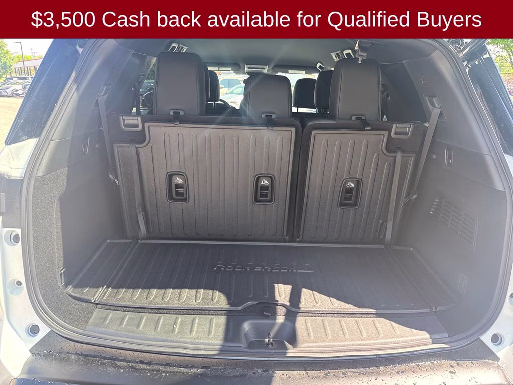 2026 Everest White Pearl Tricoat Nissan Pathfinder Rock Creek 4X4 SUV