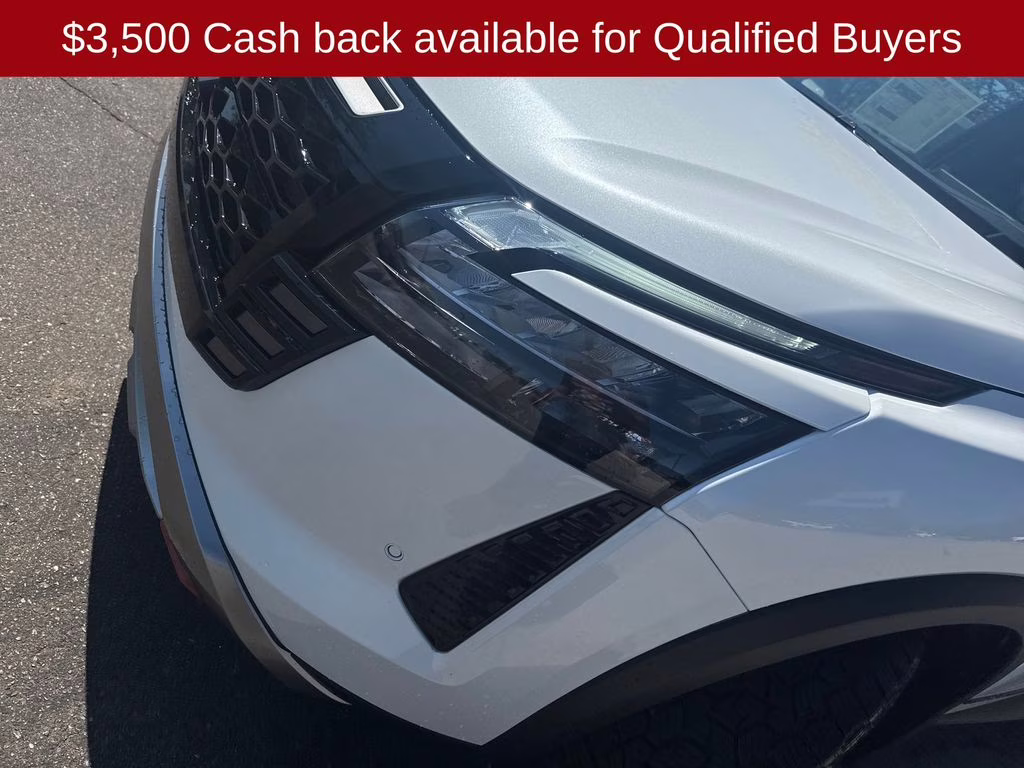 2026 Everest White Pearl Tricoat Nissan Pathfinder Rock Creek 4X4 SUV