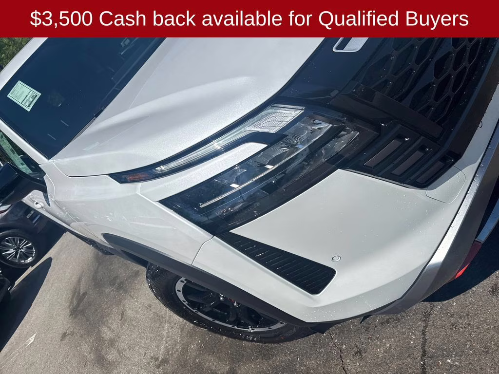 2026 Everest White Pearl Tricoat Nissan Pathfinder Rock Creek 4X4 SUV