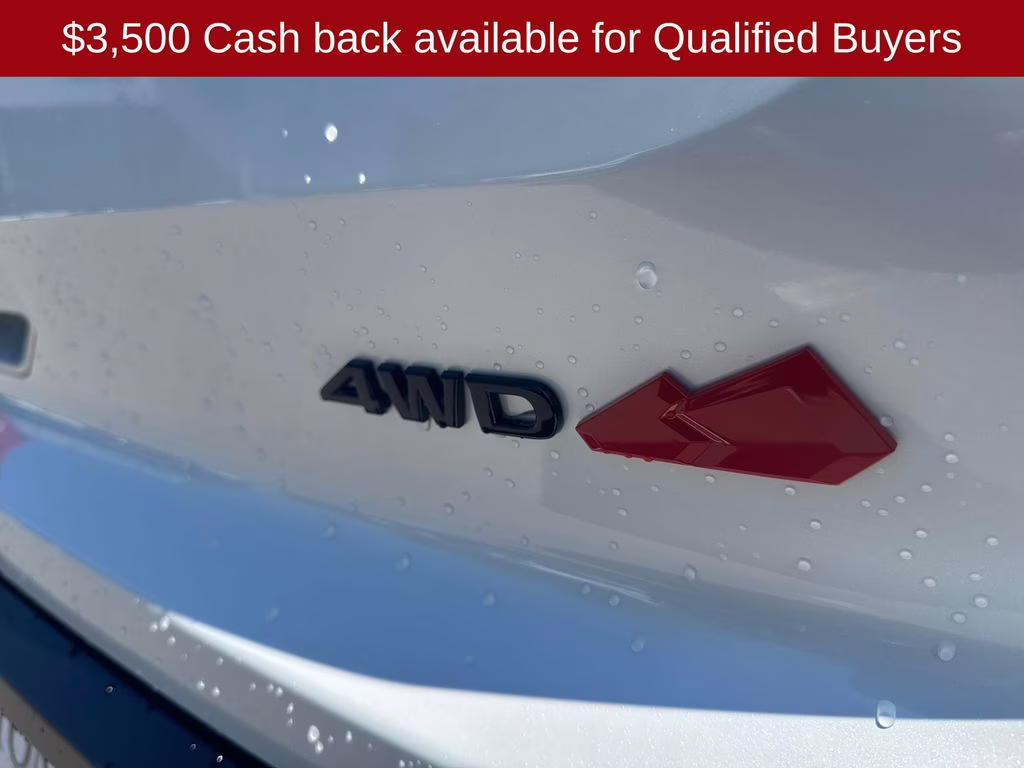 2026 Everest White Pearl Tricoat Nissan Pathfinder Rock Creek 4X4 SUV