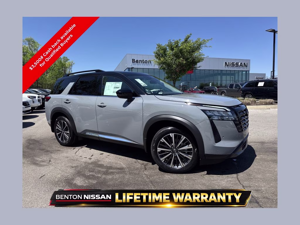 2026 Boulder Gray/Super Black Nissan Pathfinder Platinum 4X4 SUV