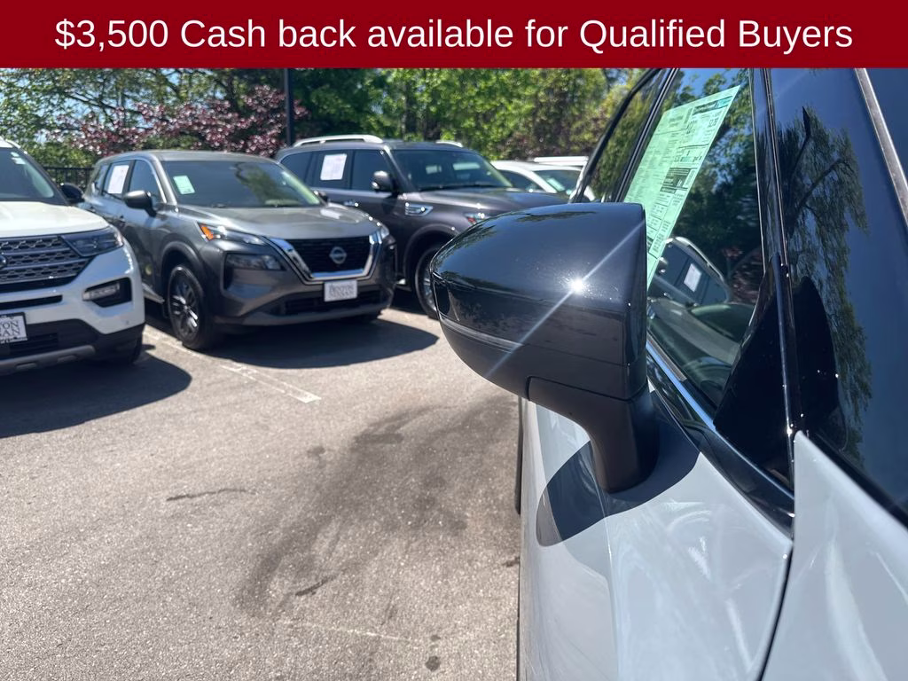 2026 Boulder Gray/Super Black Nissan Pathfinder Platinum 4X4 SUV