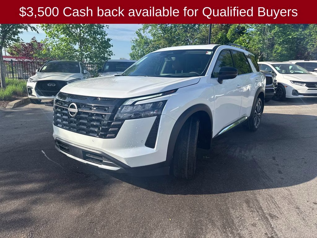 2026 Everest White Pearl Tricoat Nissan Pathfinder Platinum 4X4 SUV