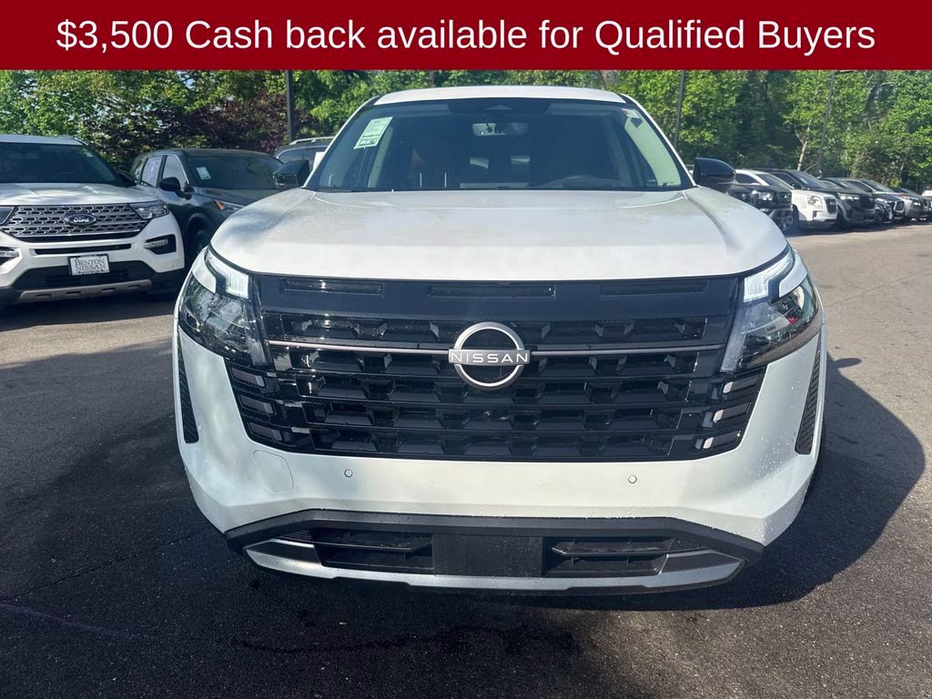 2026 Everest White Pearl Tricoat Nissan Pathfinder Platinum 4X4 SUV
