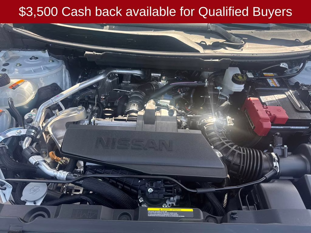 2026 Everest White Pearl/Super Black Nissan Rogue Platinum AWD SUV