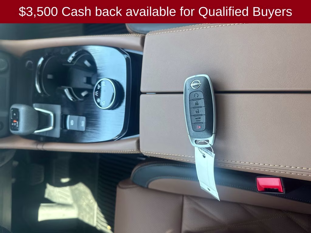 2026 Everest White Pearl/Super Black Nissan Rogue Platinum AWD SUV