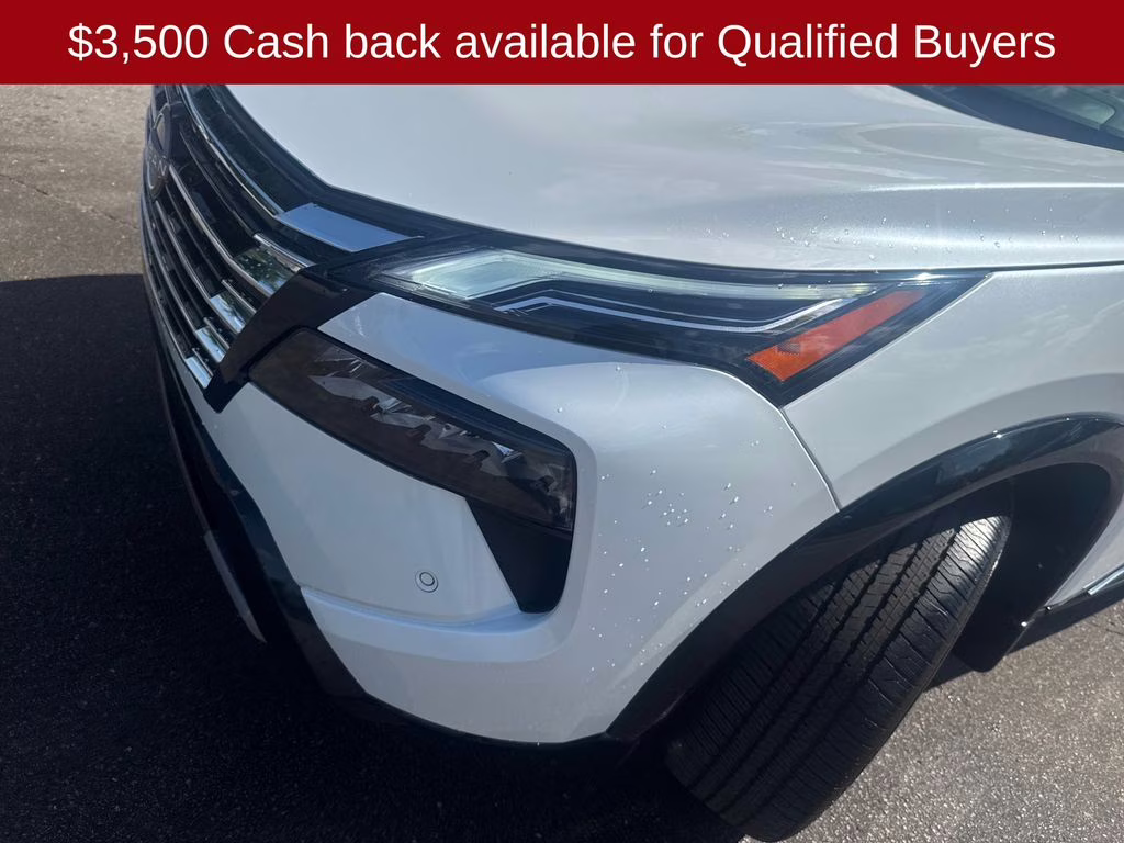 2026 Everest White Pearl/Super Black Nissan Rogue Platinum AWD SUV