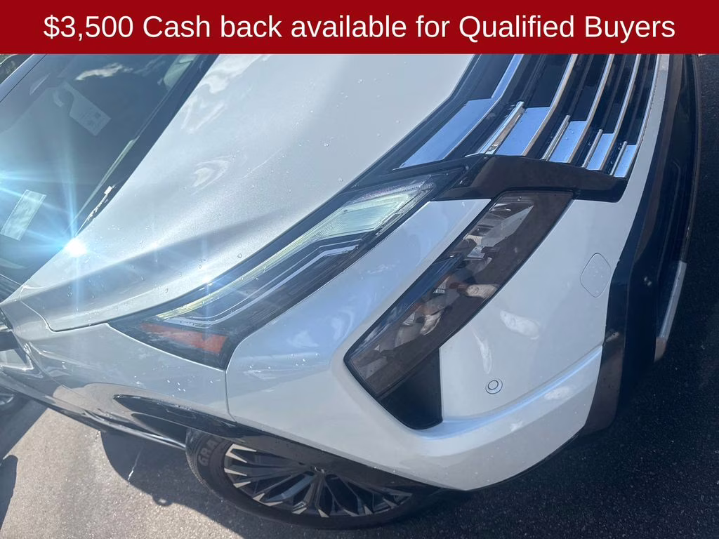 2026 Everest White Pearl/Super Black Nissan Rogue Platinum AWD SUV