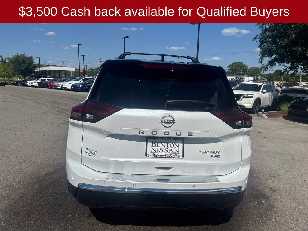 2026 Everest White Pearl/Super Black Nissan Rogue Platinum AWD SUV