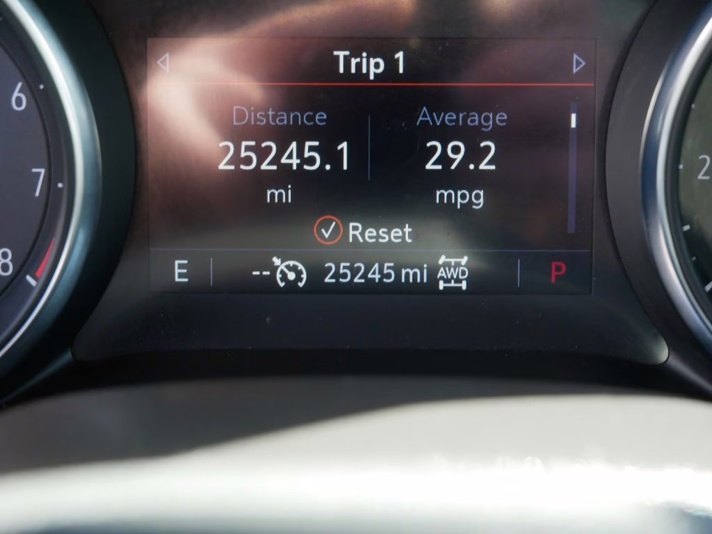 2023 Cinnabar Metallic Buick Encore GX Essence AWD SUV