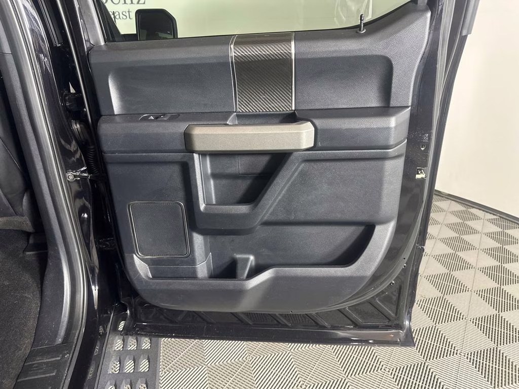 2020 Agate Black Metallic Ford F-150 Raptor 4X4 Truck