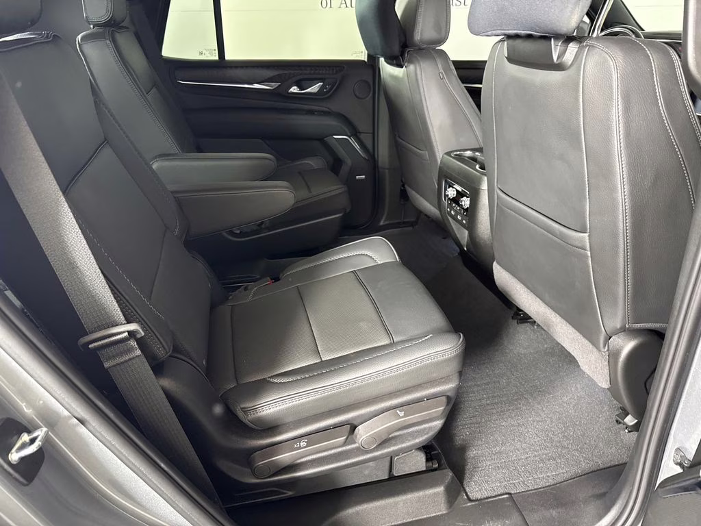 2024 Sterling Metallic GMC Yukon Denali 4X4 SUV