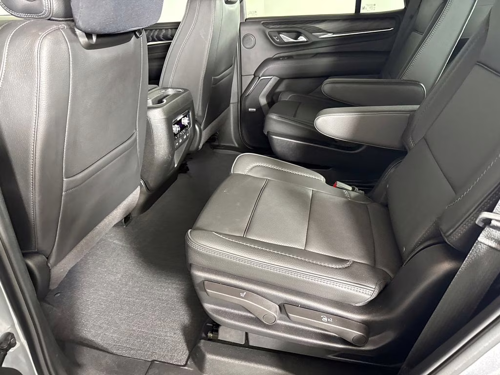 2024 Sterling Metallic GMC Yukon Denali 4X4 SUV