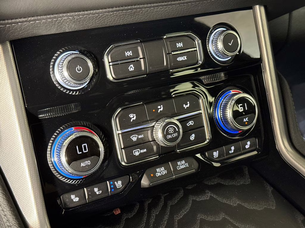 2024 Sterling Metallic GMC Yukon Denali 4X4 SUV