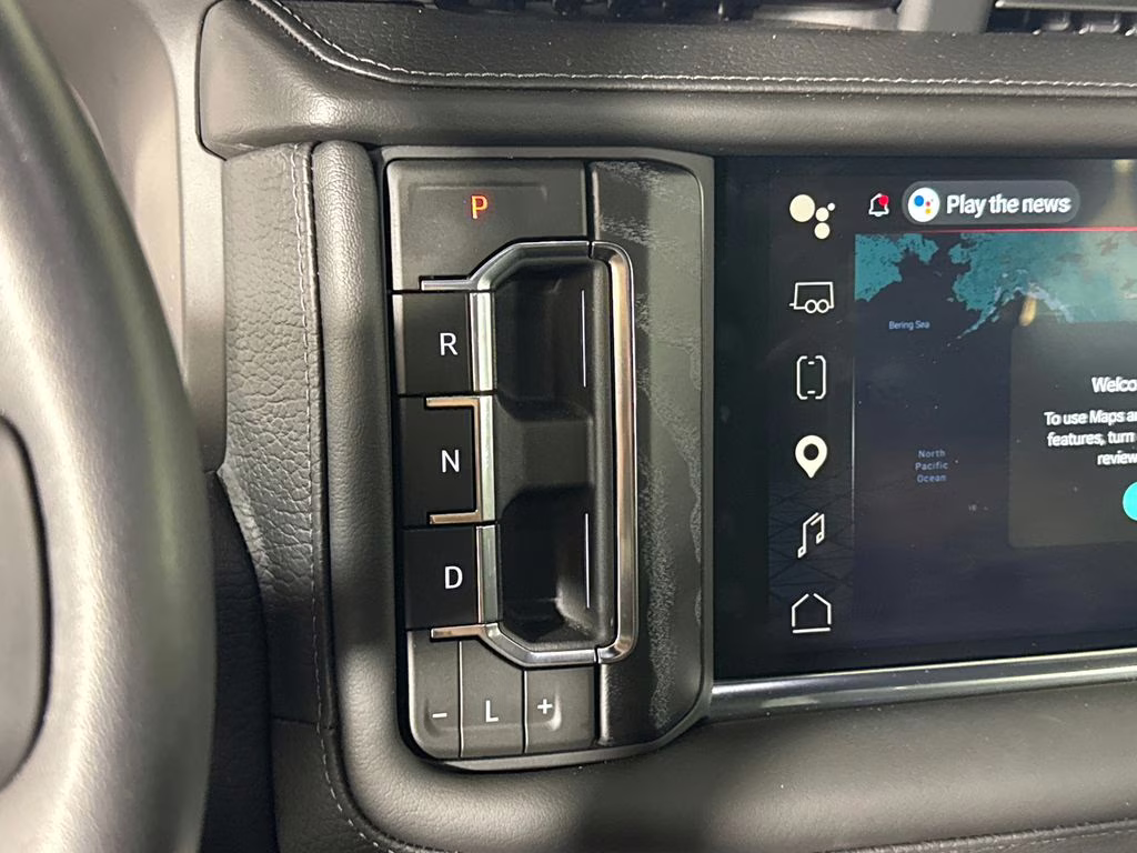 2024 Sterling Metallic GMC Yukon Denali 4X4 SUV