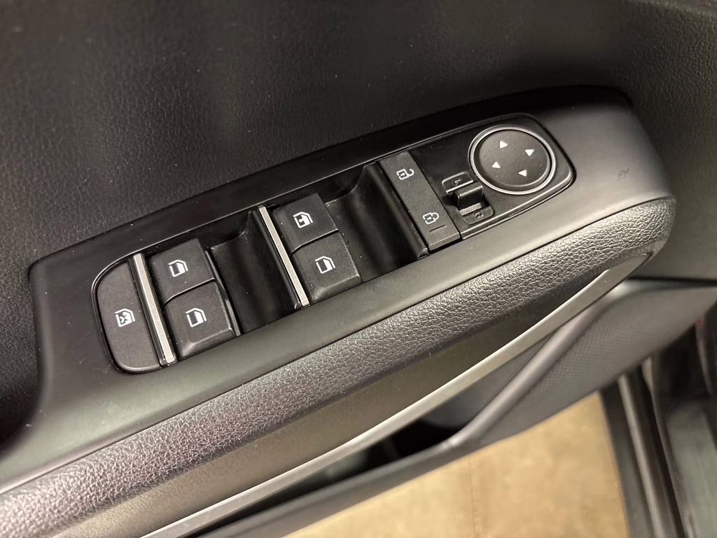 2025 Fusion Black Kia Soul LX FWD Hatchback