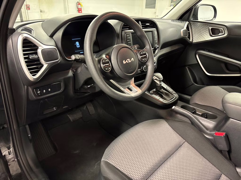 2025 Fusion Black Kia Soul LX FWD Hatchback