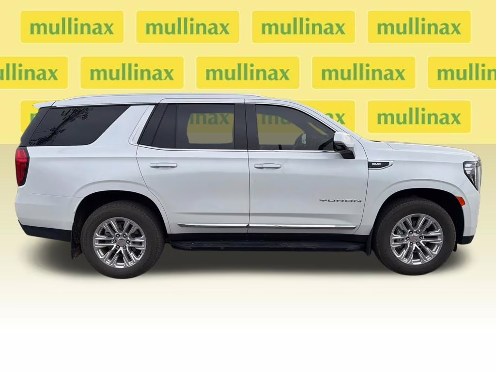 2024 White Frost Tricoat GMC Yukon SLT RWD SUV