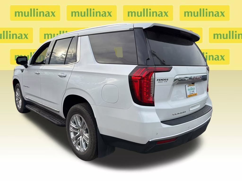 2024 White Frost Tricoat GMC Yukon SLT RWD SUV