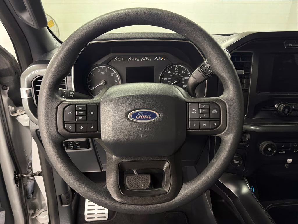 2023 Avalanche Ford F-150 XL RWD Truck