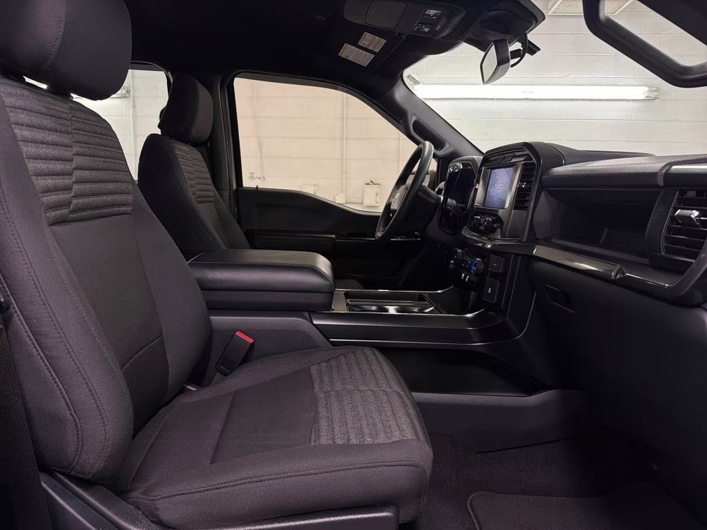 2023 Avalanche Ford F-150 XL RWD Truck