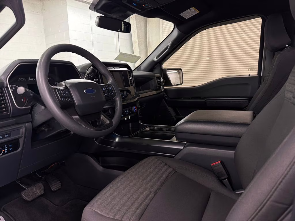 2023 Avalanche Ford F-150 XL RWD Truck