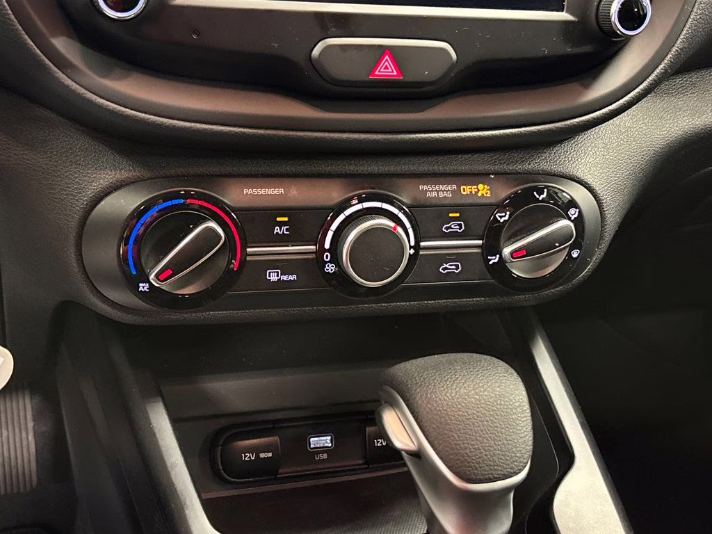 2025 Fusion Black Kia Soul LX FWD Hatchback