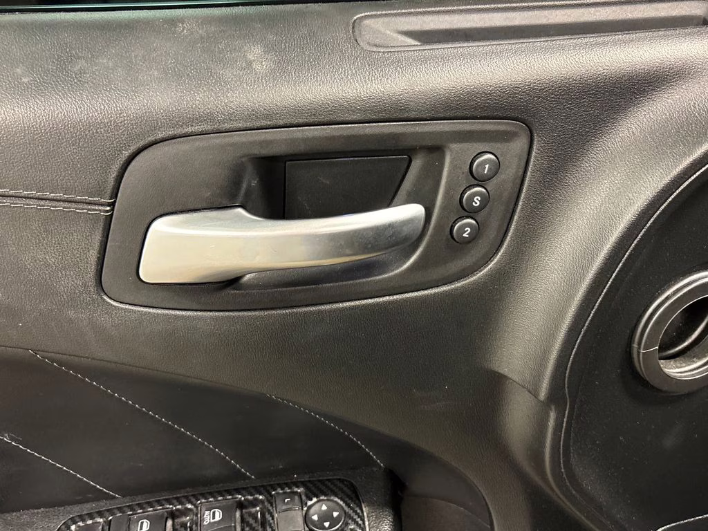 2019 Pitch Black Clearcoat Dodge Charger R/T RWD Sedan