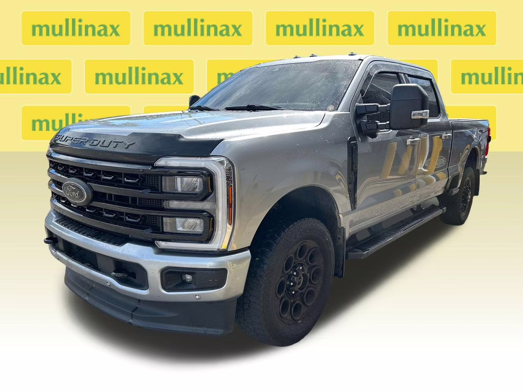 2024 Iconic Silver Metallic Ford Super Duty F-250 SRW Lariat 4X4 Truck