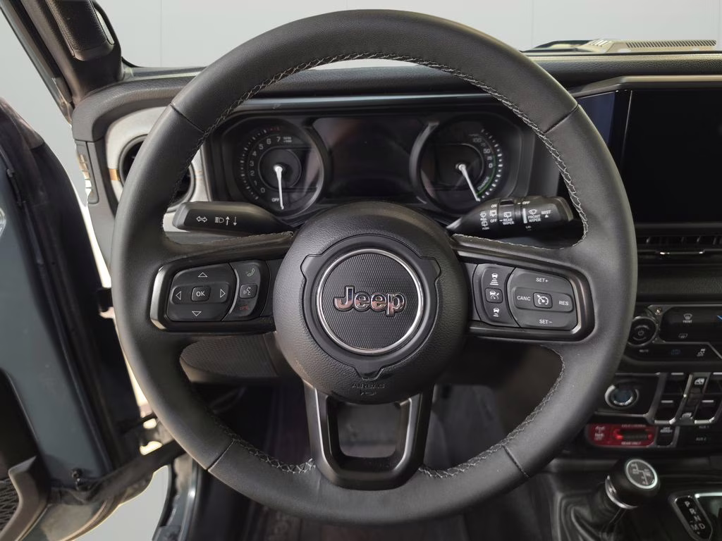 2025 Anvil Clear Coat Jeep Wrangler 4xe Willys 4X4 SUV