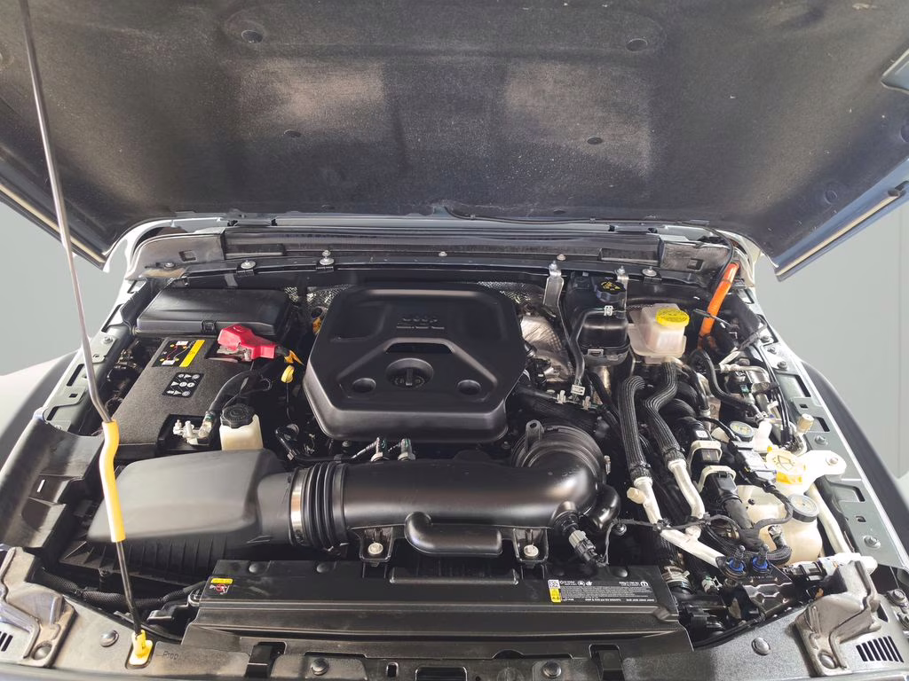 2025 Anvil Clear Coat Jeep Wrangler 4xe Willys 4X4 SUV