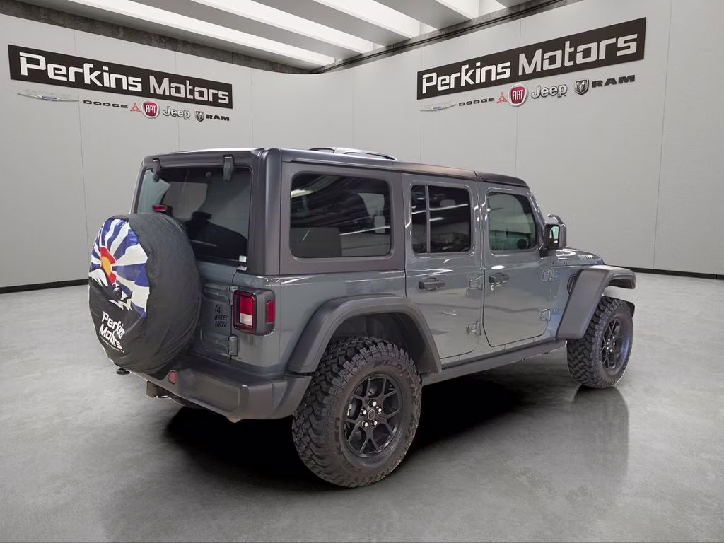 2025 Anvil Clear Coat Jeep Wrangler 4xe Willys 4X4 SUV