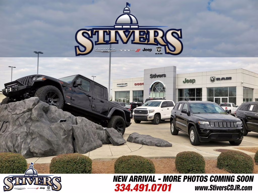 2022 Baltic Gray Metallic Clearcoat Jeep Grand Cherokee Limited RWD SUV