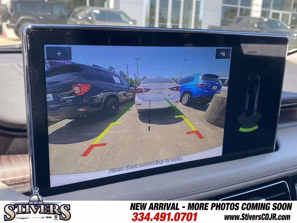 2022 White Metallic Lincoln Nautilus Reserve AWD SUV