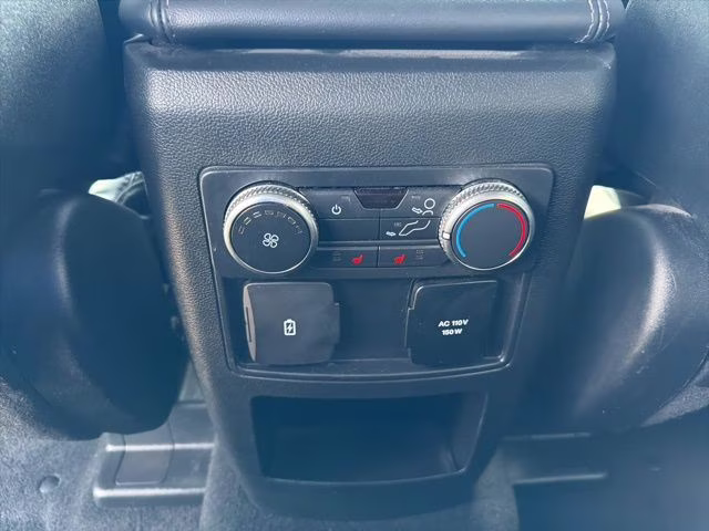2020 Magnetic Ford Explorer Platinum 4X4 SUV