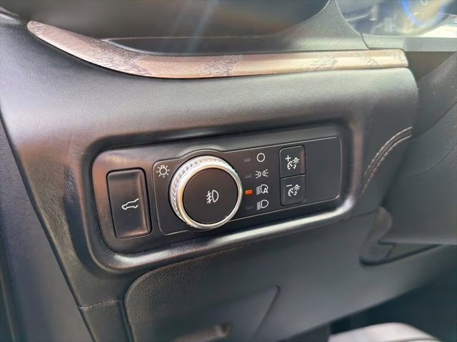 2020 Magnetic Ford Explorer Platinum 4X4 SUV