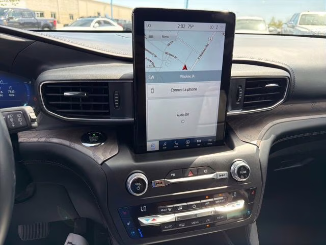 2020 Magnetic Ford Explorer Platinum 4X4 SUV