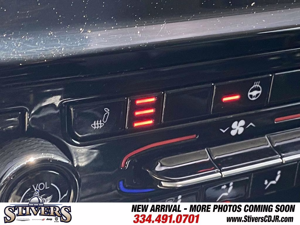 2022 Baltic Gray Metallic Clearcoat Jeep Grand Cherokee Limited RWD SUV