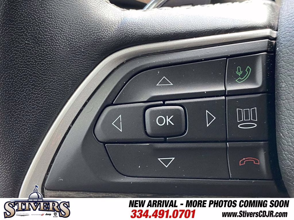 2022 Baltic Gray Metallic Clearcoat Jeep Grand Cherokee Limited RWD SUV