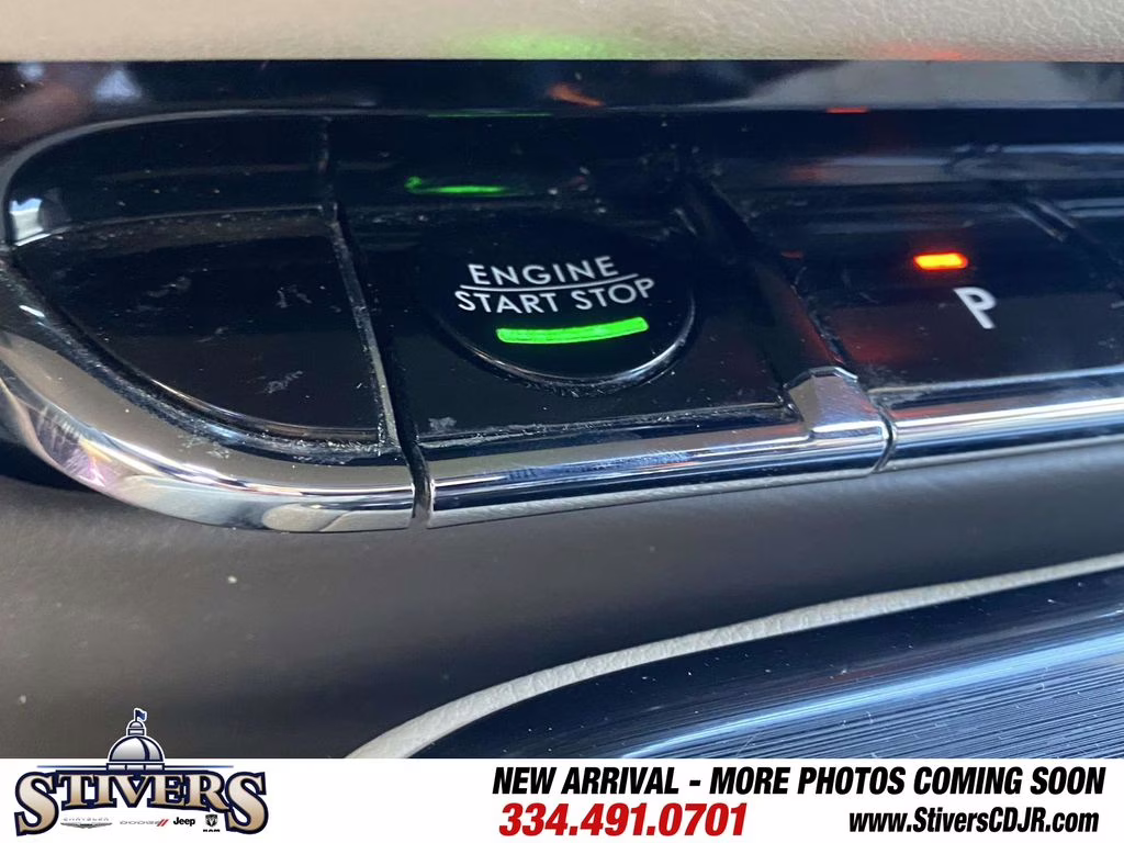 2022 White Metallic Lincoln Nautilus Reserve AWD SUV