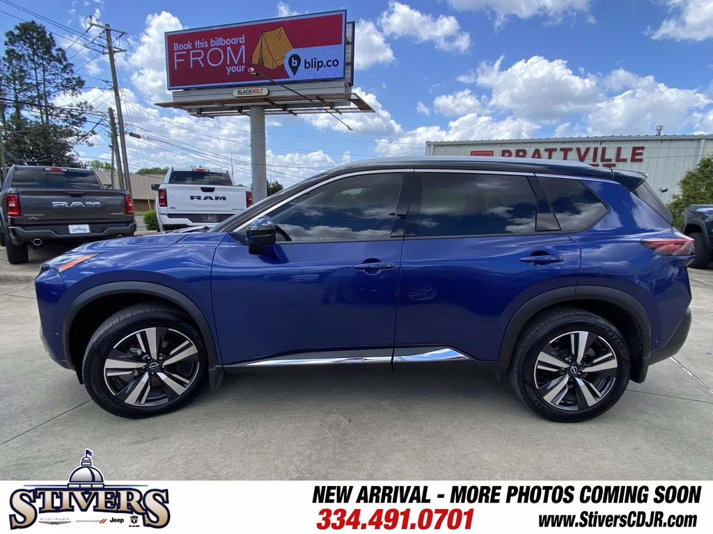 2023 Caspian Blue Metallic/Super Black Nissan Rogue Platinum FWD SUV