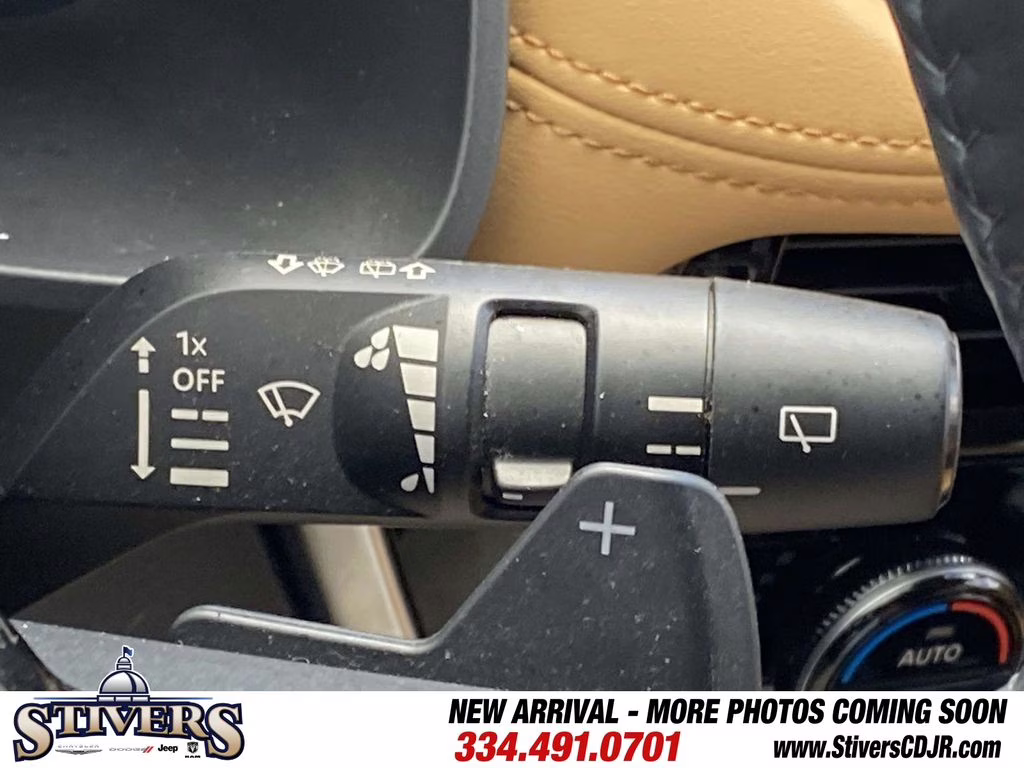 2023 Caspian Blue Metallic/Super Black Nissan Rogue Platinum FWD SUV