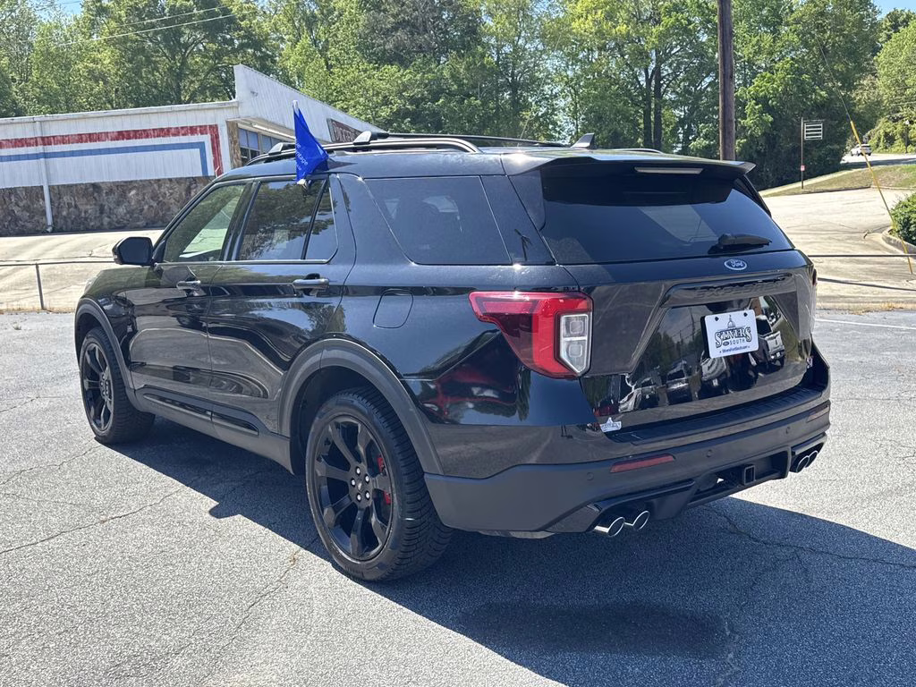 2023 Black Metallic Ford Explorer ST 4X4 SUV